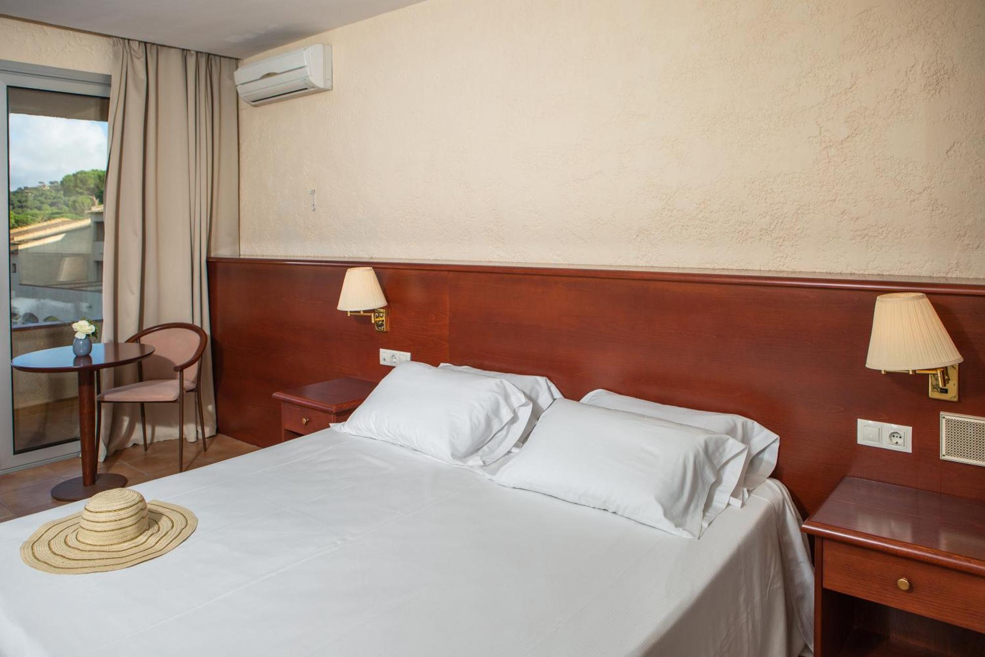 Rvhotels Golf Costa Brava Санта-Кристина-де-Аро Экстерьер фото